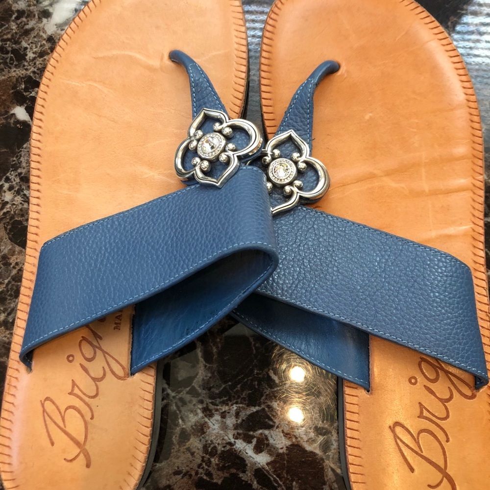 Sky Blue Thong Sandals by Brighton. Size 6.